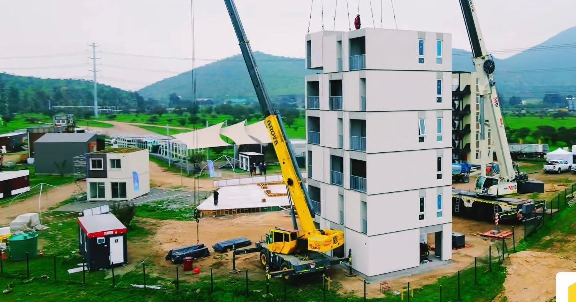 Momentum: primer edificio modular en hormigón armado de seis pisos montado en un día