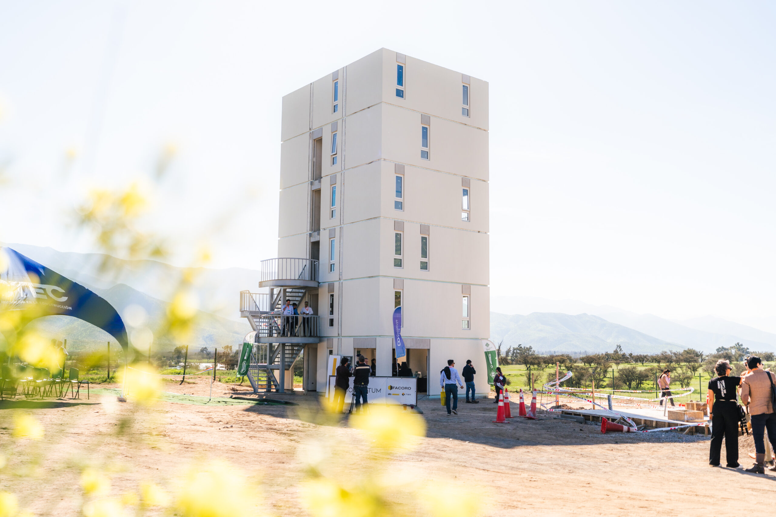 EDIFICIO INDUSTRIALIZADO MOMENTUM